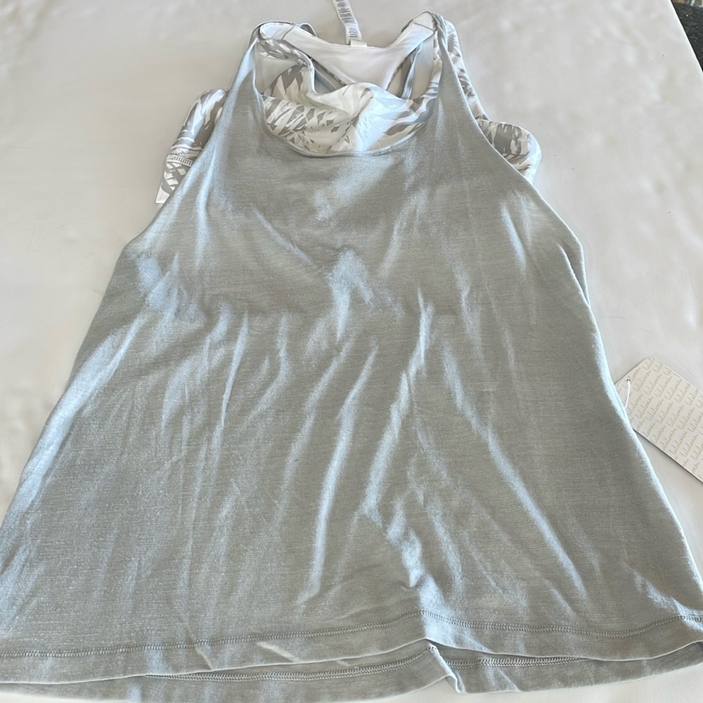 Lululemon Twist and Toil Tank. Brand new. Size 6